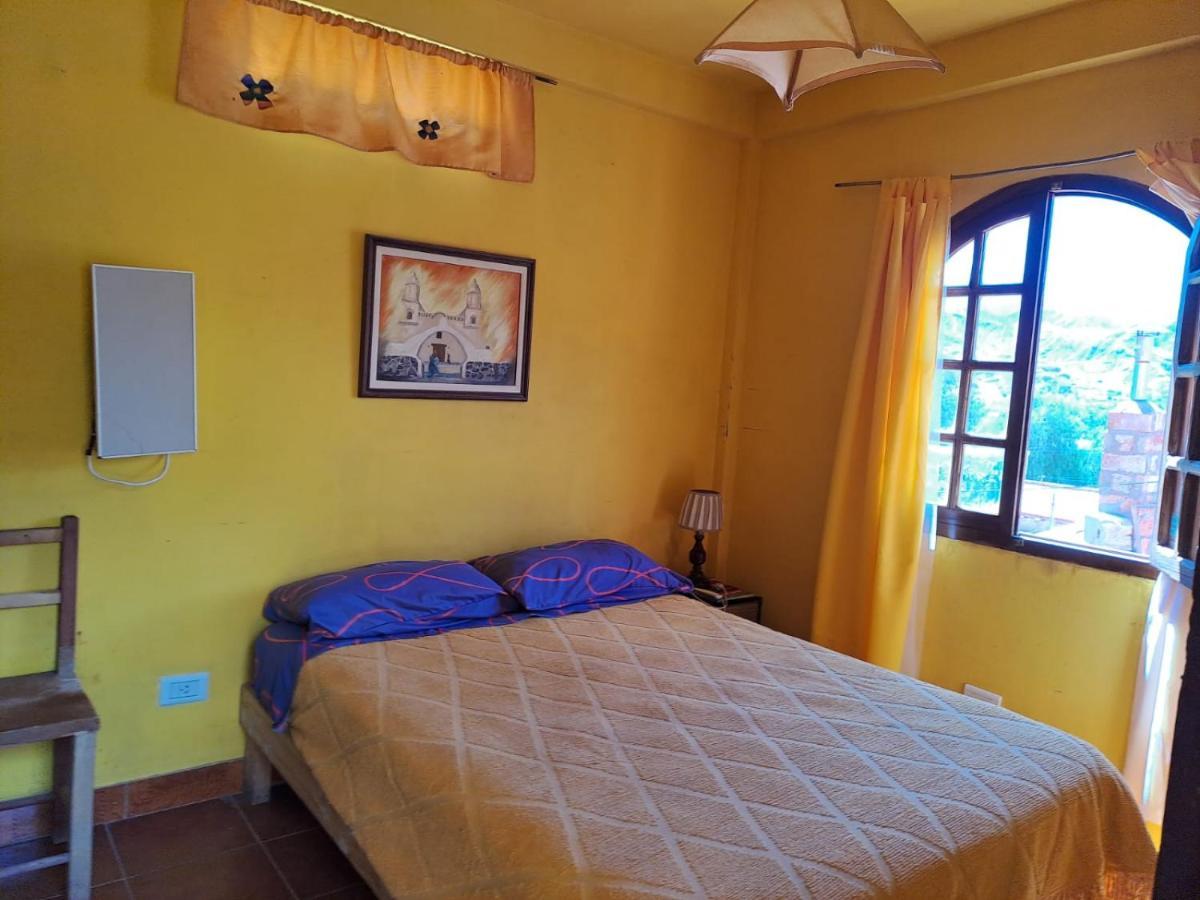 Carnavalito Hostel تيلكارا المظهر الخارجي الصورة