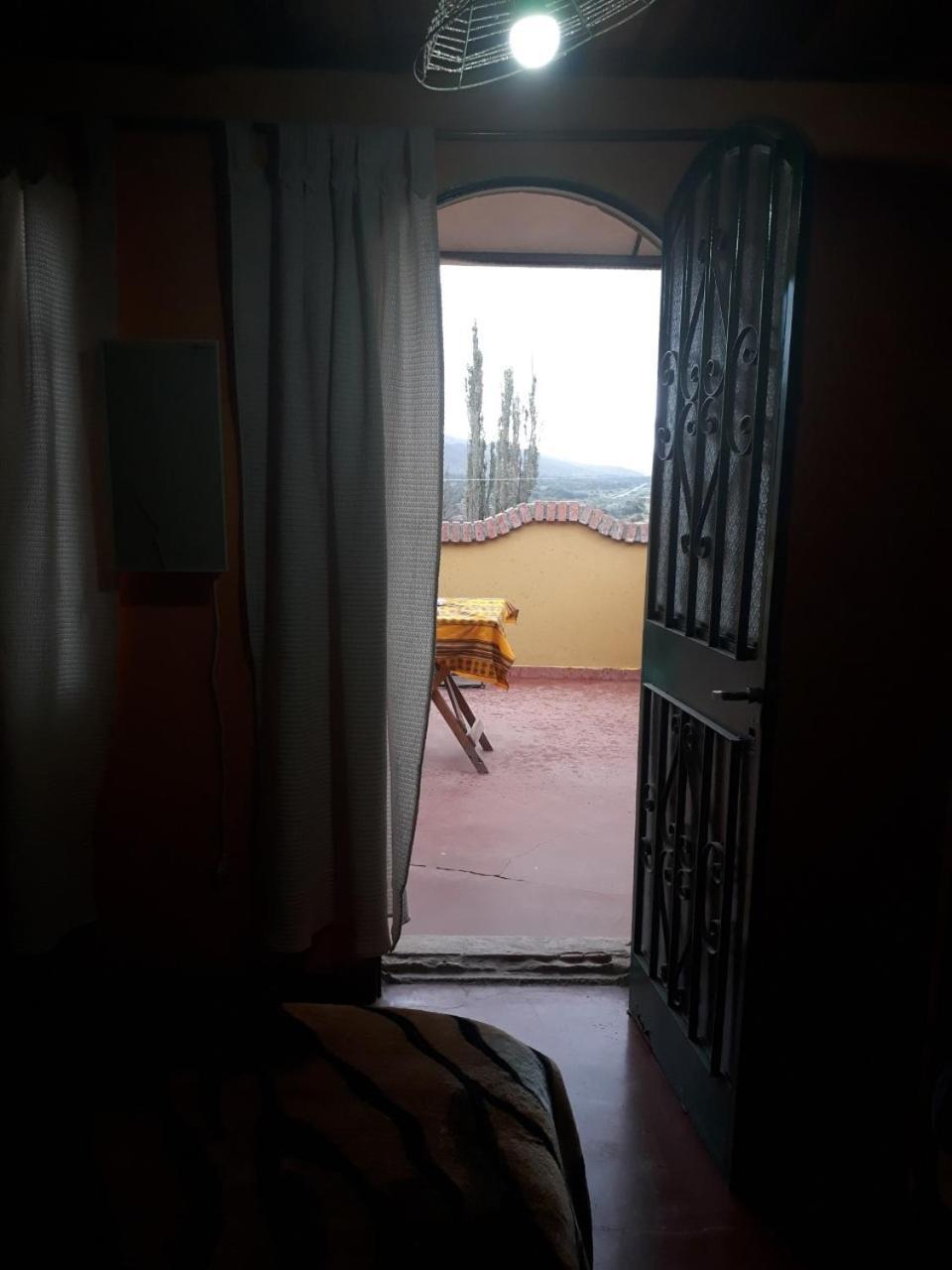 Carnavalito Hostel تيلكارا المظهر الخارجي الصورة